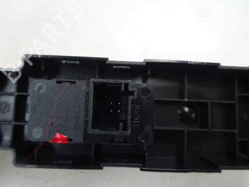 Used Right front window switch CITROËN C5 III (RD_) 2.0 HDi 140 (RDRHF8, RDRHFA, RDRHA8, RDRHAJ) (140 hp) 7271509