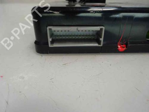 Used Fuse box Fuse box 7530976 7530976