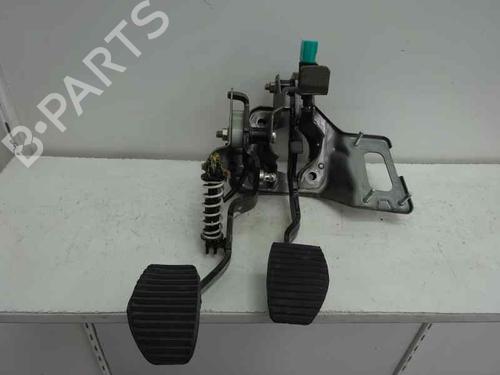 koblingspedal CITROËN BERLINGO Box Body/MPV (B9) [2008-2026]  9675040