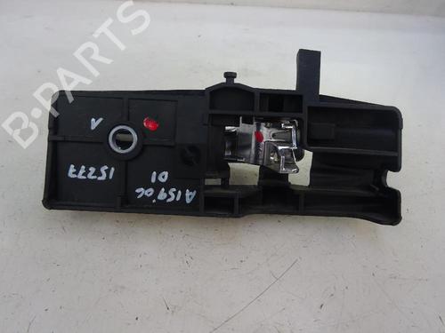 Used Front left interior door handle Front left interior door handle 10549652 10549652