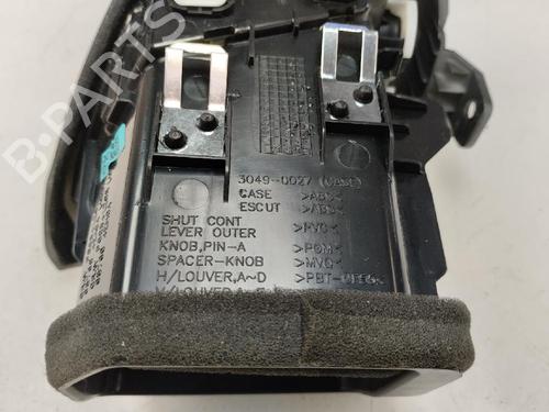 Used Air vent NISSAN QASHQAI II (J11, J11_) 1.5 dCi (110 hp) 18111491