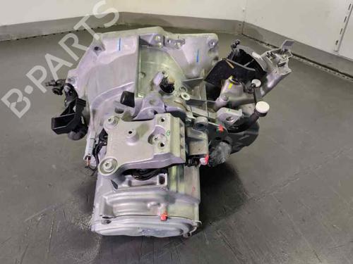 Versnellingsbak OPEL CROSSLAND X / CROSSLAND (P17, P2QO) 1.2 (75) (110 hp) 22651663