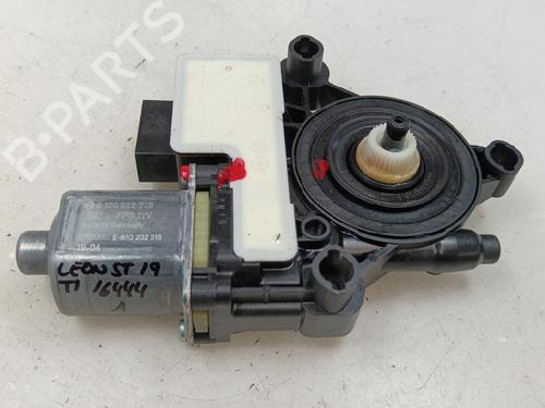 rear-wiper-motor-seat-leon-5f1-2012-2013-2014-2015-2016-2017-2018-2019-2020-2021-35740740 main image