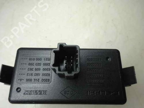 Used Warning switch RENAULT MEGANE II Saloon (LM0/1_) 1.5 dCi (LM1F) (86 hp) 3469262