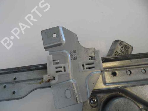Used Front right window mechanism DACIA SANDERO 1.5 dCi (68 hp) 355018