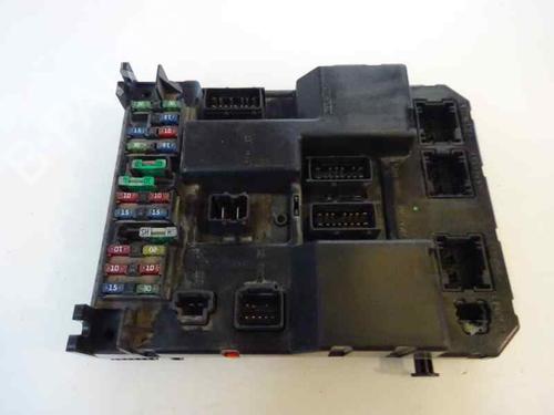 Used Fuse box Fuse box 2271897 2271897