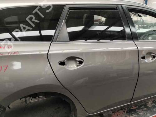 Używane Drzwi tylne prawe TOYOTA AURIS Estate (_E18_) 2.0 D-4D (ADE186_) (124 hp) 30541176