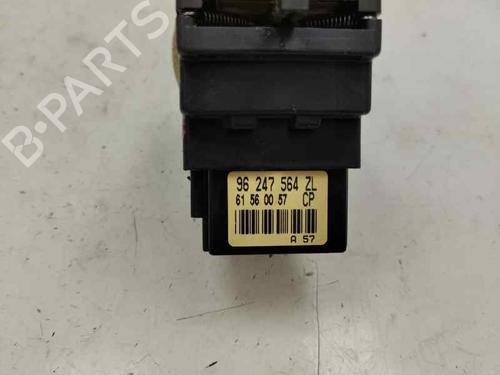 Hovedlysbryter PEUGEOT 306 Hatchback (7A, 7C, N3, N5) 2.0 HDI 90 (90 hp) 21495814