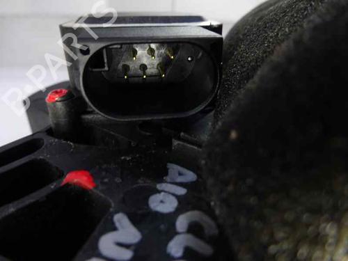 Used Pedal Pedal 4026153 4026153