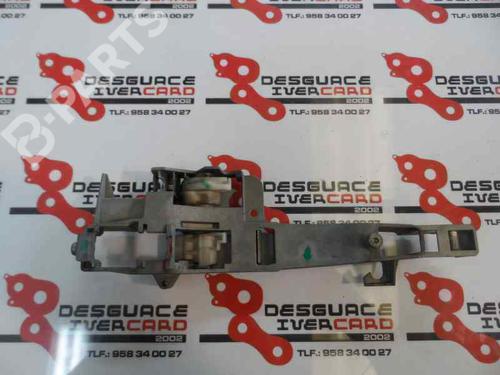 Used Front right interior door handle PEUGEOT 407 (6D_) 2.0 HDi 135 (6DRHRH, 6DRHRE, 6DRHRG, 6DRHRJ) (136 hp) 3213343