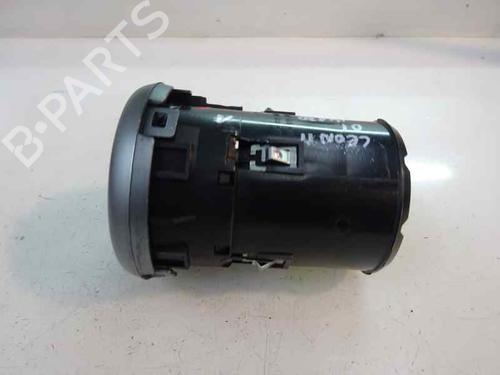 Air vent SEAT LEON (1P1) 1.6 TDI | BP8695712I21 