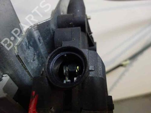 Alzavetro anteriore destra RENAULT LAGUNA II (BG0/1_) 1.9 dCi (BG08, BG0G) (120 hp) 1865828