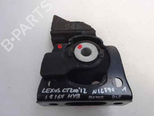 Used Engine mount Engine mount 8796893 8796893