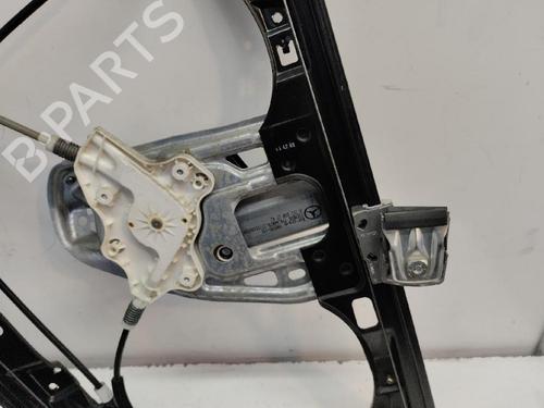 Used Front right window mechanism Front right window mechanism MERCEDES-BENZ C-CLASS (W203) C 180 Kompressor (203.046) (143 hp) 15952453 15952453