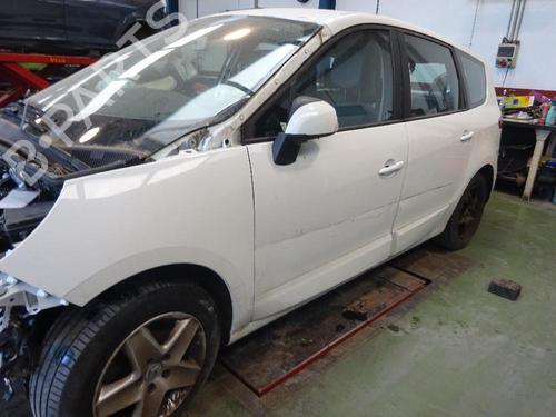 Fuse box RENAULT GRAND SCÉNIC III (JZ0/1_) 1.5 dCi (JZ09, JZ0D, JZ10, JZ14, JZ1G, JZ29, JZ2C) | BP10955063E1 