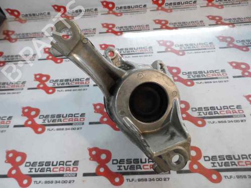 Used Engine mount Engine mount 8796752 8796752