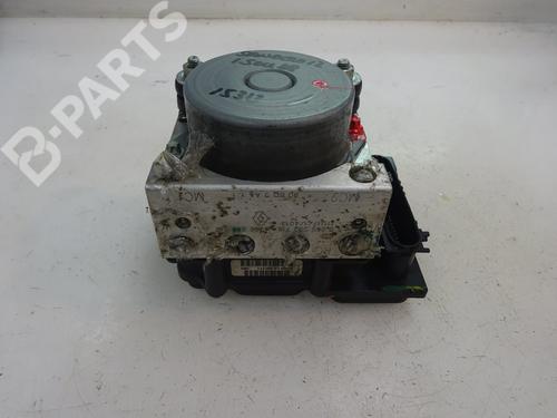 Used ABS pump ABS pump DACIA SANDERO 1.5 dCi (88 hp) 10745000 10745000