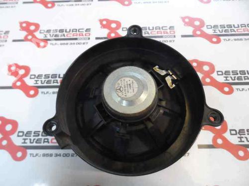 Radio MERCEDES-BENZ CLK (C209) CLK 270 CDI (209.316) (170 hp) 358960