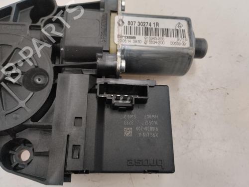 Rudehejsemotor forskærm højre RENAULT GRAND SCÉNIC III (JZ0/1_) 1.5 dCi (JZ09, JZ0D, JZ10, JZ14, JZ1G, JZ29, JZ2C) (110 hp) 16147787