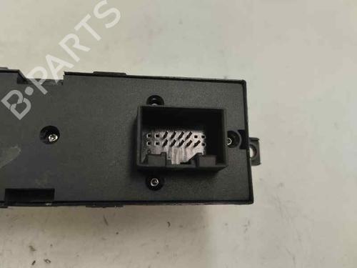 Fensterheberschalter links vorne für VW GOLF IV (1J1) [1997-2008]  26561469