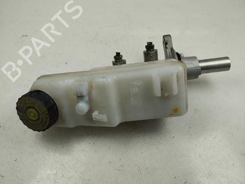 Used Brake master cylinder TOYOTA VERSO (_R2_) 1.6 (ZGR20_, ZGR20R) (132 hp) 17487334