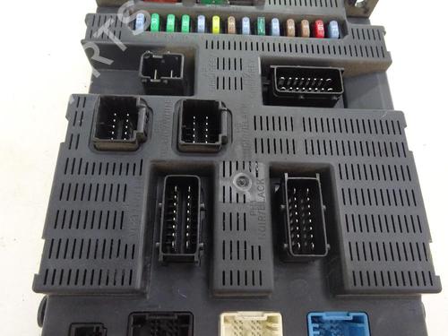 Used Fuse box CITROËN C4 I (LC_) 1.6 HDi (90 hp) 10496626