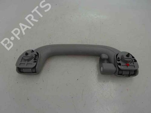 Used Rear right interior door handle Rear right interior door handle 8124943 8124943