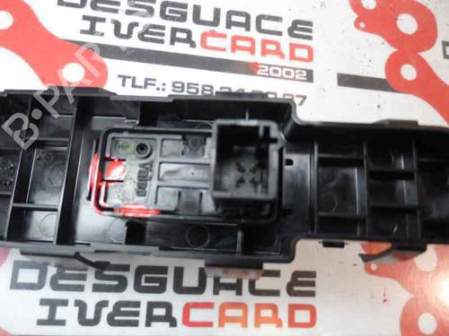 Used Right front window switch Right front window switch 1339848 1339848