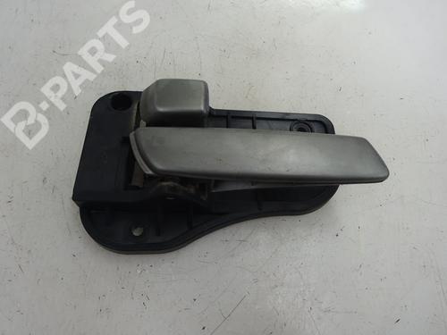 Venstre bak invendig håndtak KIA CARENS III MPV (UN) 2.0 CRDi 140 (140 hp) 11016973