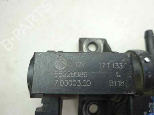 Used Electronic sensor FIAT DOBLO Cargo (263_) 1.3 D Multijet (263WXU1A, 263ZXU1A, 263WYB1A, 263ZYB1A) (95 hp) 14168777