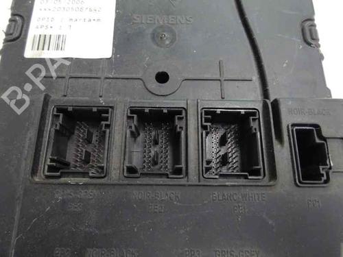 Used Fuse box RENAULT MEGANE II (BM0/1_, CM0/1_) [2001-2012]  5855717
