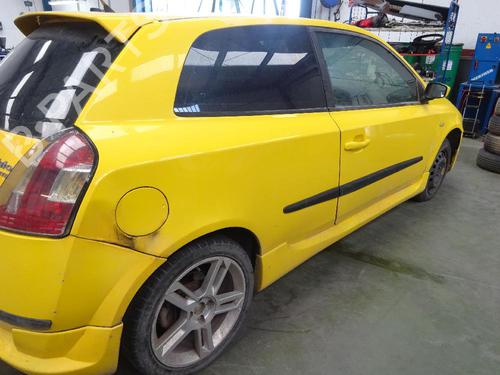 Fuel pump FIAT STILO (192_) 1.9 D Multijet | BP10496832M76