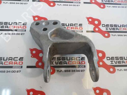 Used Engine mount Engine mount 8796868 8796868
