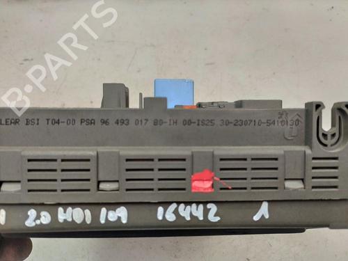 Fuse box CITROËN C5 I (DC_) 2.0 HDi (DCRHZB, DCRHZE) | BP30541493E1