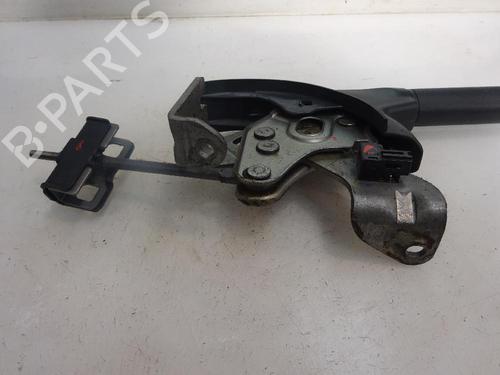 Parkbremsarm/handtak TOYOTA YARIS (_P9_) 1.3 VVT-i (SCP90_, SCP90R) (87 hp) 11734284