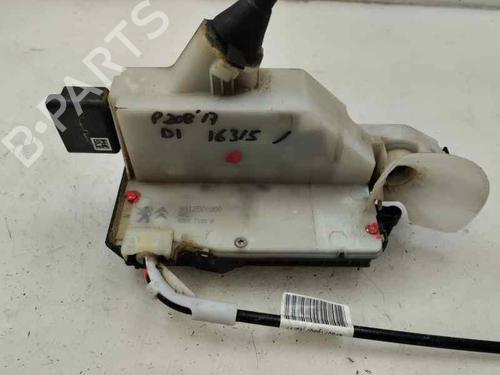 Used Front left lock Front left lock 28025160 28025160