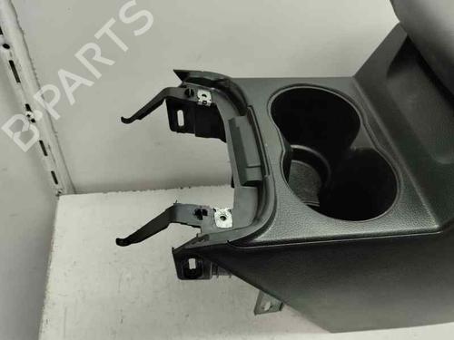 Bracciolo centrale SEAT ATECA (KH7, KHP) [2016-2025]  21394601