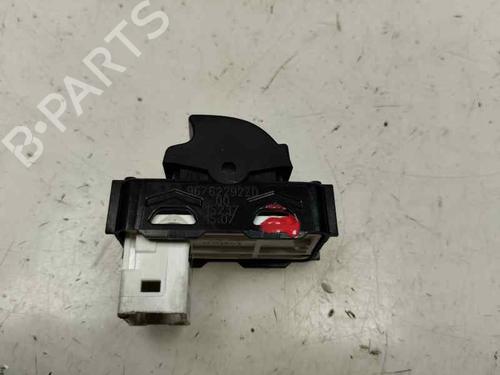 Used Right rear window switch PEUGEOT 308 II (LB_, LP_, LW_, LH_, L3_) 1.2 THP 110 (110 hp) 30541305