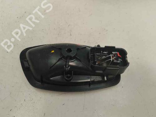 Used Front left interior door handle Front left interior door handle 26563599 26563599