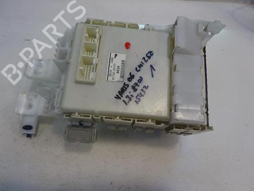Used Fuse box Fuse box 11736747 11736747