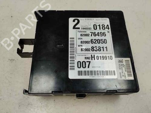 Used Fuse box Fuse box 21792855 21792855