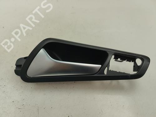 Venstre foran invendig håndtak VW PASSAT B6 (3C2) 2.0 TDI 16V (140 hp) 17707513