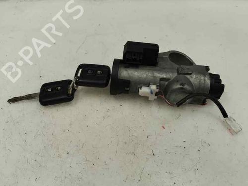 other-nissan-primera-hatchback-p12-2002-26555783 main image