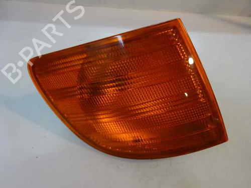 Used Right front indicator MERCEDES-BENZ VITO Van (W638) 110 CDI 2.2 (638.094) (102 hp) 2521547
