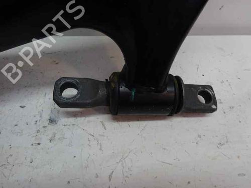 Used Left front suspension arm HYUNDAI SANTA FÉ I (SM) 2.0 CRDi (113 hp) 4692741