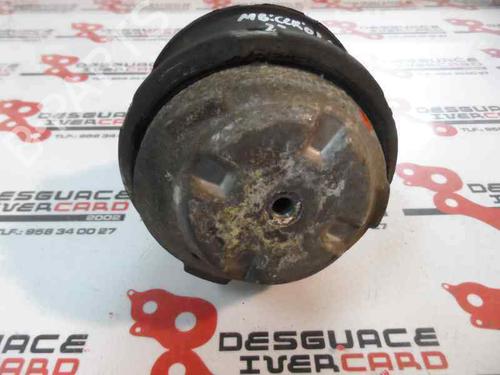 Used Engine mount Engine mount 8796761 8796761