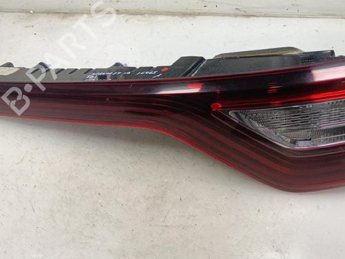Used Right tailgate light Right tailgate light RENAULT MEGANE IV Grandtour (K9A/M/N_) 1.3 TCe 140 (K9NB) (140 hp) 35741950 35741950