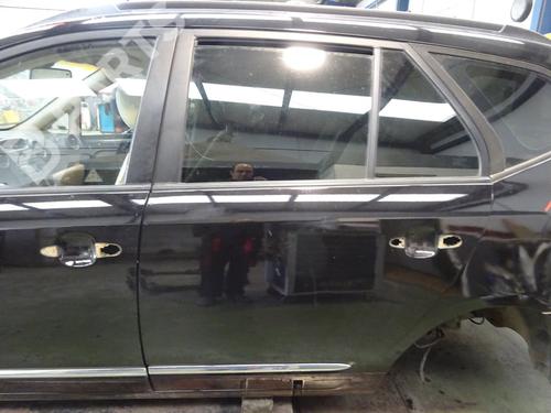 Used Left rear door KIA CARENS III MPV (UN) 2.0 CRDi 140 (140 hp) 10991578