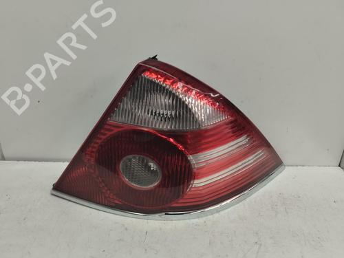 Right taillight FORD MONDEO III (B5Y) 2.0 16V | BP13646060C35 