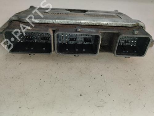 Used Engine control unit (ECU) RENAULT SCÉNIC II (JM0/1_) 1.6 16V (JM1R) (112 hp) 13304189